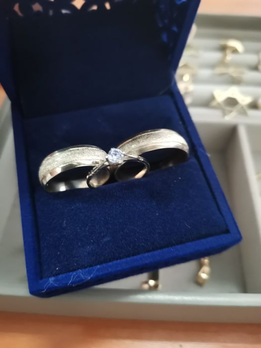 Сватбени халки от бяло злато 585