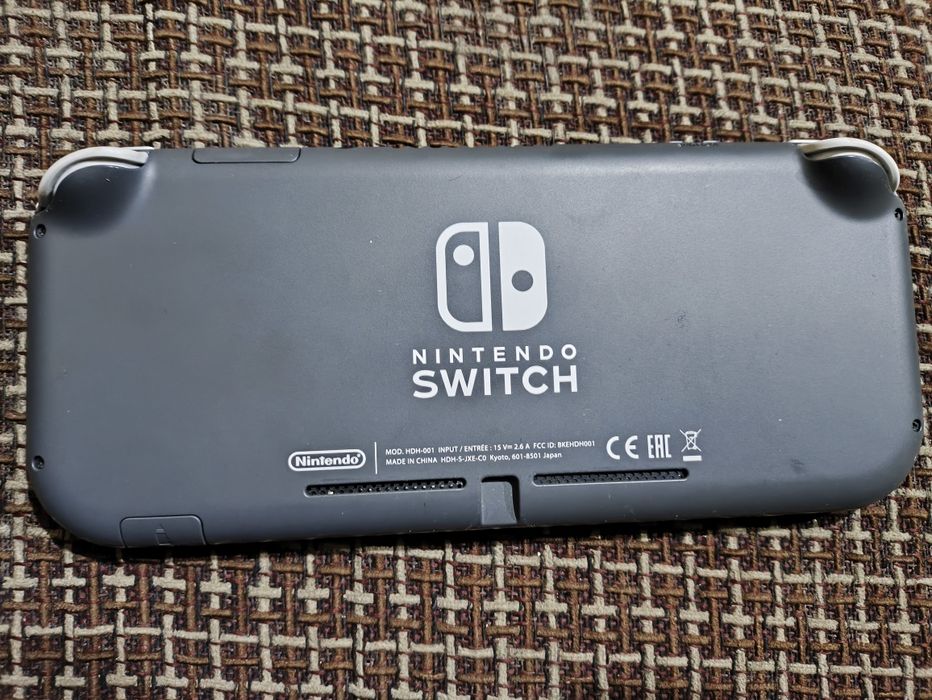 Продаю Nintendo Switch