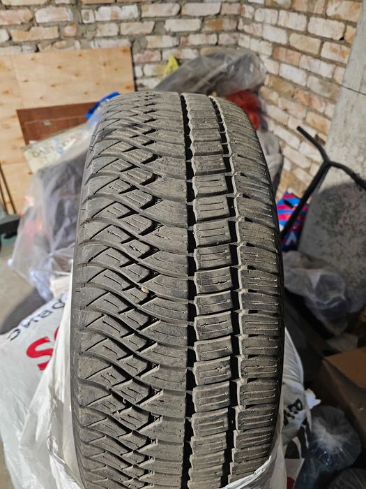 Продам шины 235/60 r18