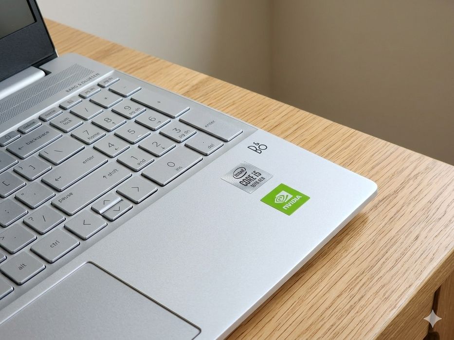 HP Pavilion i5-1035G1 / 8GB / 512GB SSD / NVIDIA / Yaxshi holat