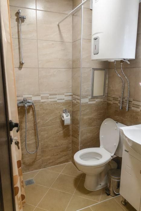 Дава се под наем Двустаен апартамент в Варна, Аспарухово - 42 кв.м за 425 € - Снимка #3