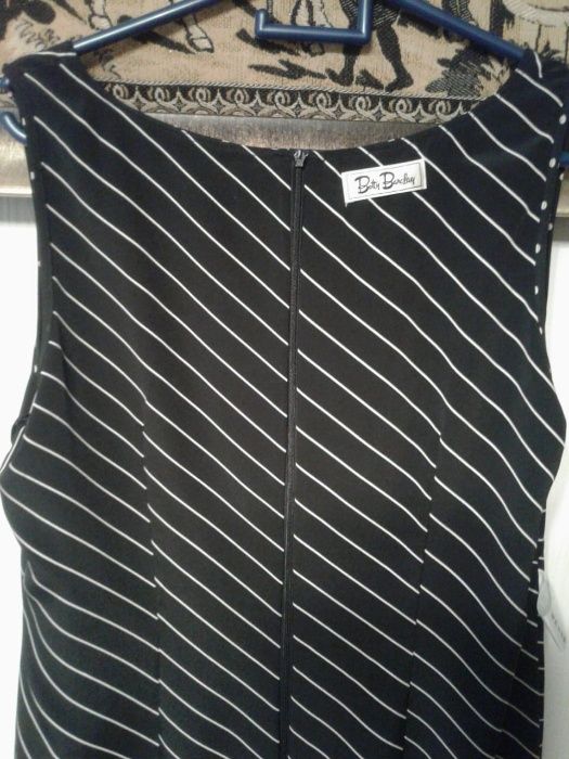 Платье продам бренд "Betty Barclay"