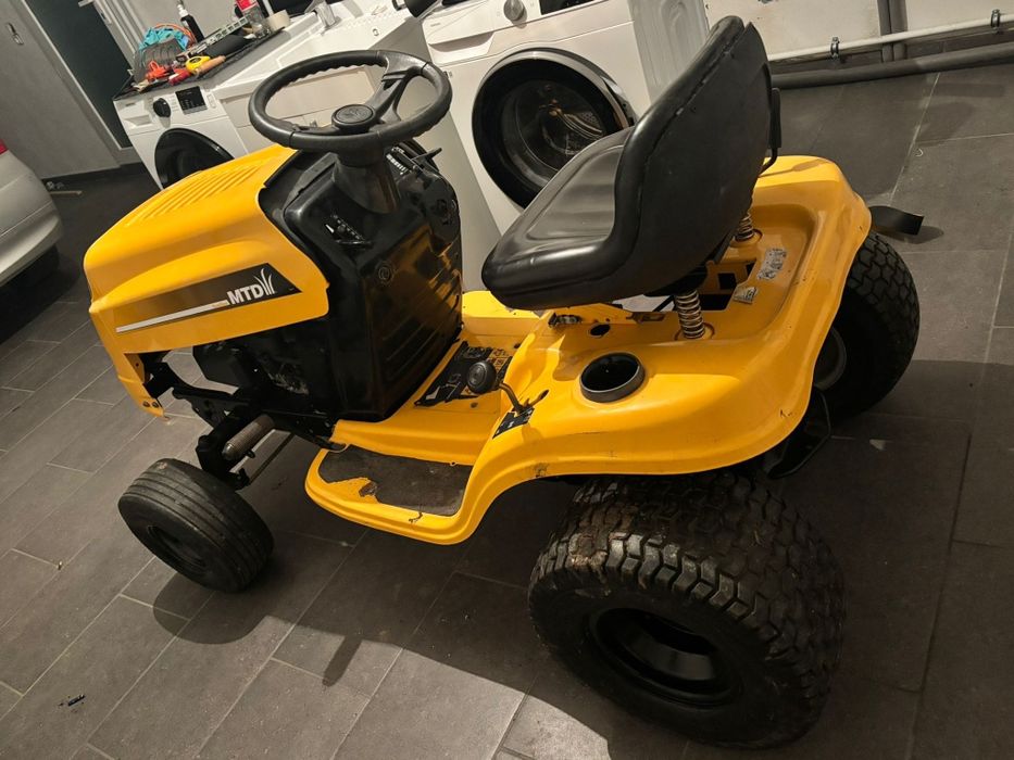 Tractoras iarba Mtd