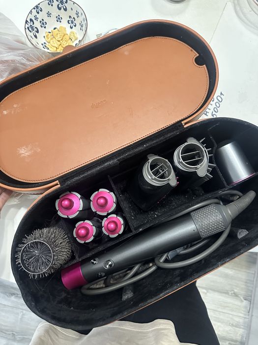 Стайлер дайсон БУ продается