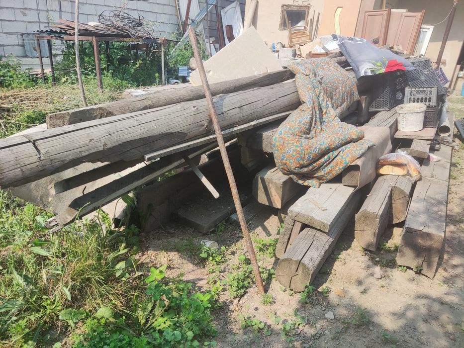 брус доски столбы