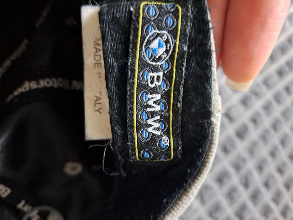 Мъжка шапка   BMW