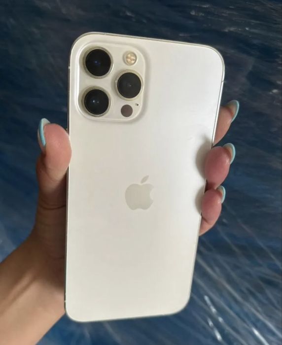 Айфон 12 Pro на 256 гб