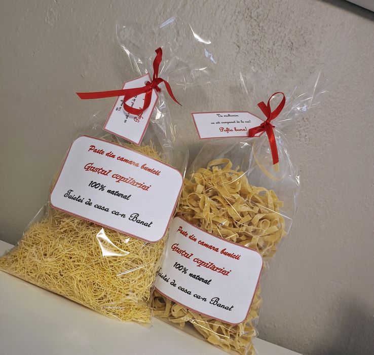 Tăieței de casa bio . Tagliatelle.Paste de casa