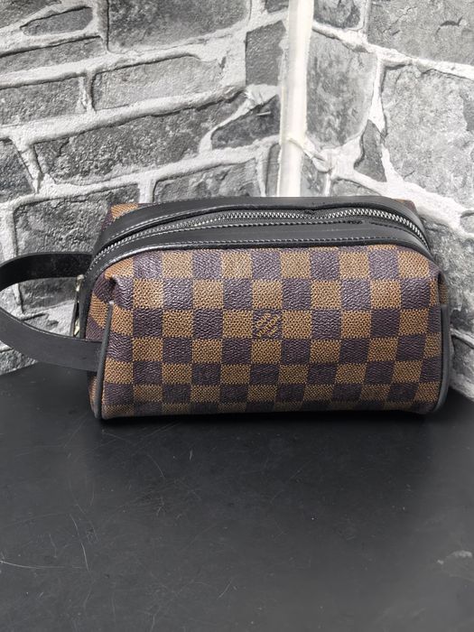 Luis Viton чанта тип несесер