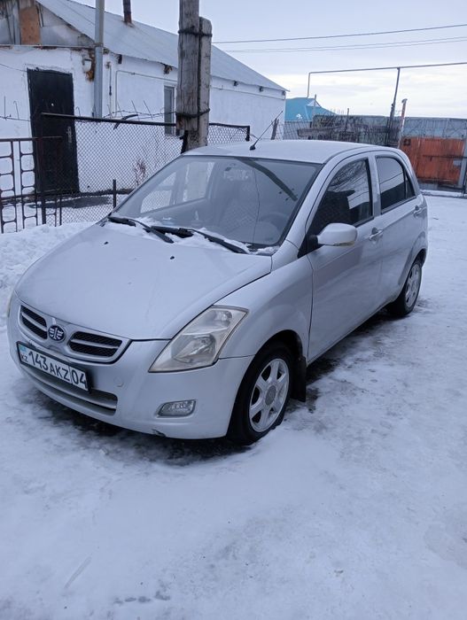 Продам очен экономичный авто срочно