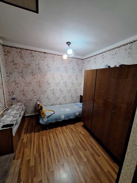 Продаётся 1²/1/5, чиланзар 8, Парус, катартал,д23 галерейка М Новза