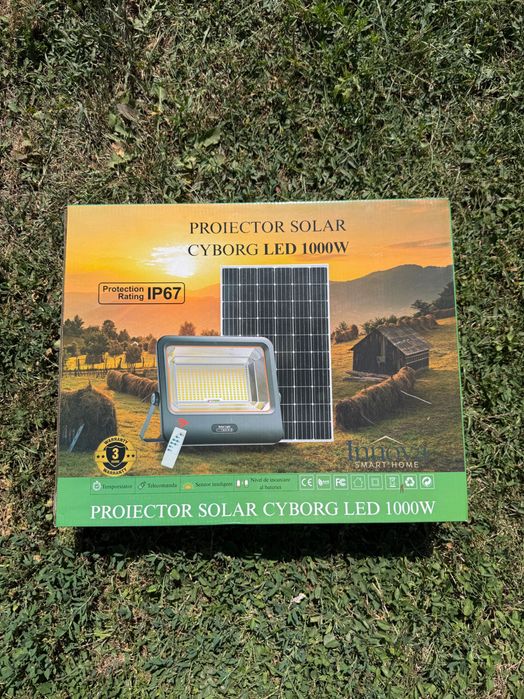Proiectoare Solare 600W / 800W / 1000W Innova Cyborg Senzor Miscare & Lumina, Kit Instalare, Telecomanda