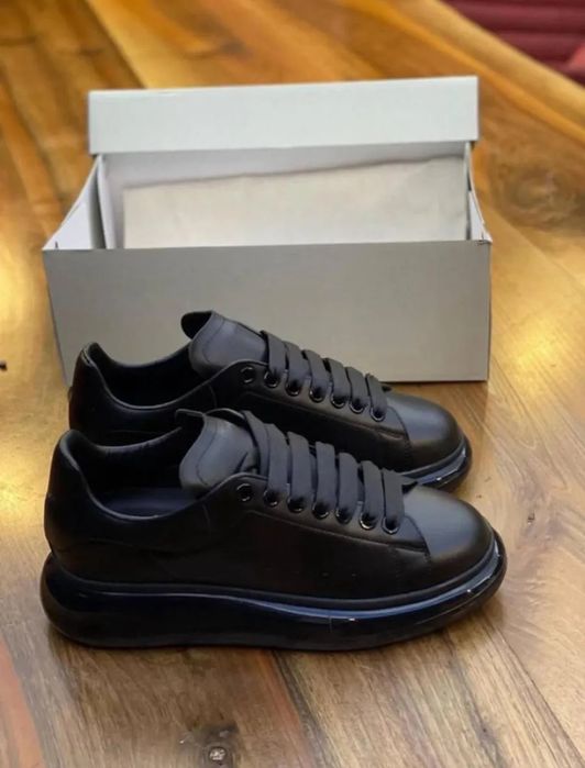 Adidasi barbati negri MQ