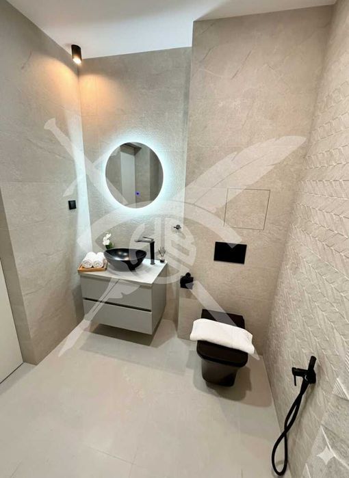 Продава се Тристаен апартамент в София, Кръстова вада - 115 кв.м за 2861 €/кв.м - Снимка #9