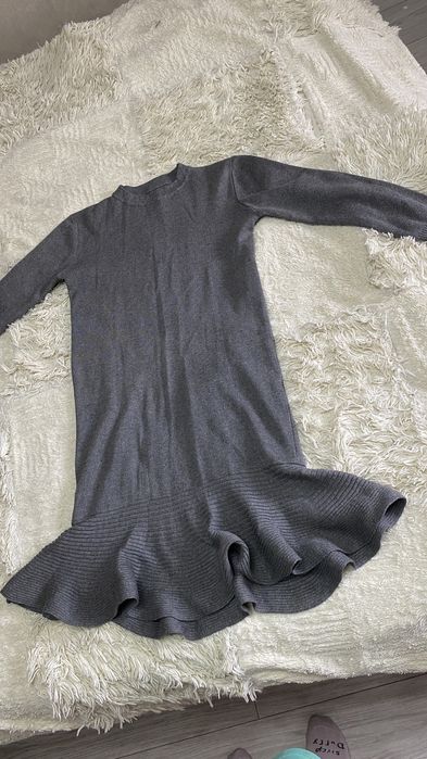 Платье до колени