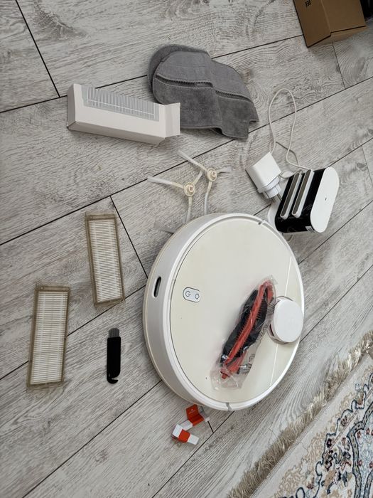 Робот пылесос    Xiaomi Mi Mijia