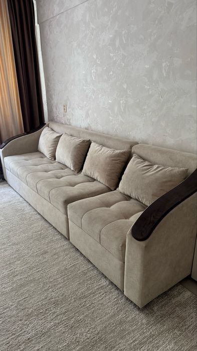 Диван  прямой продаю