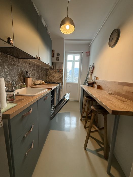 Inchiriez apartament 2 camere, central, bv Dacia
