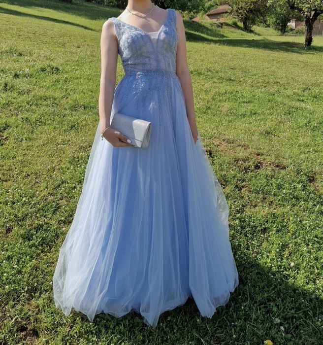 Бална синя рокля