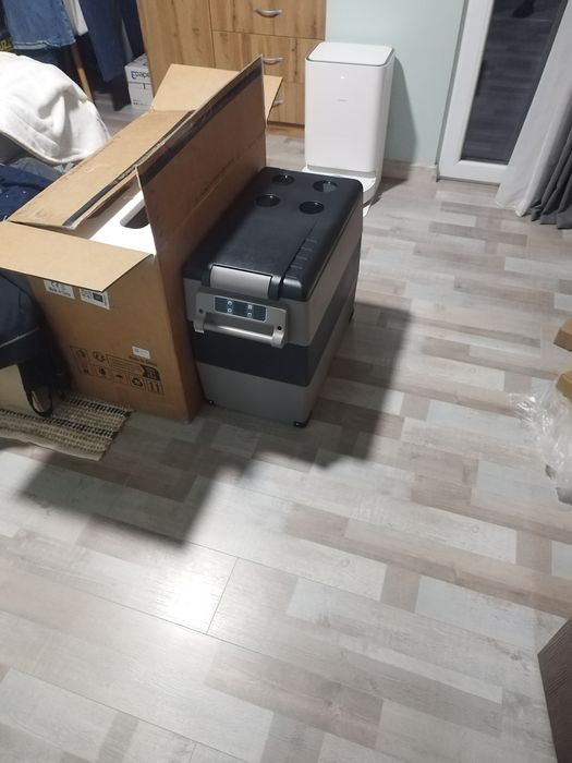 хладилна чанта с компресор ,кемпер, каравана 55 литра