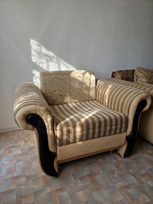 Диван с креслом (набор)