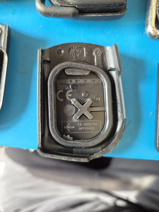 Оригинални ключове Toyota,сгъваеми и стандартни