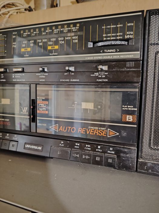 Ретро радиокасетофон