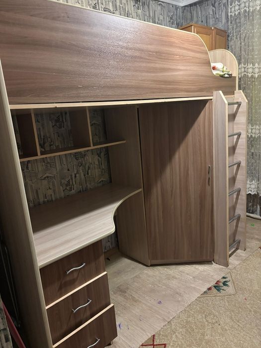 Кровать детская  с