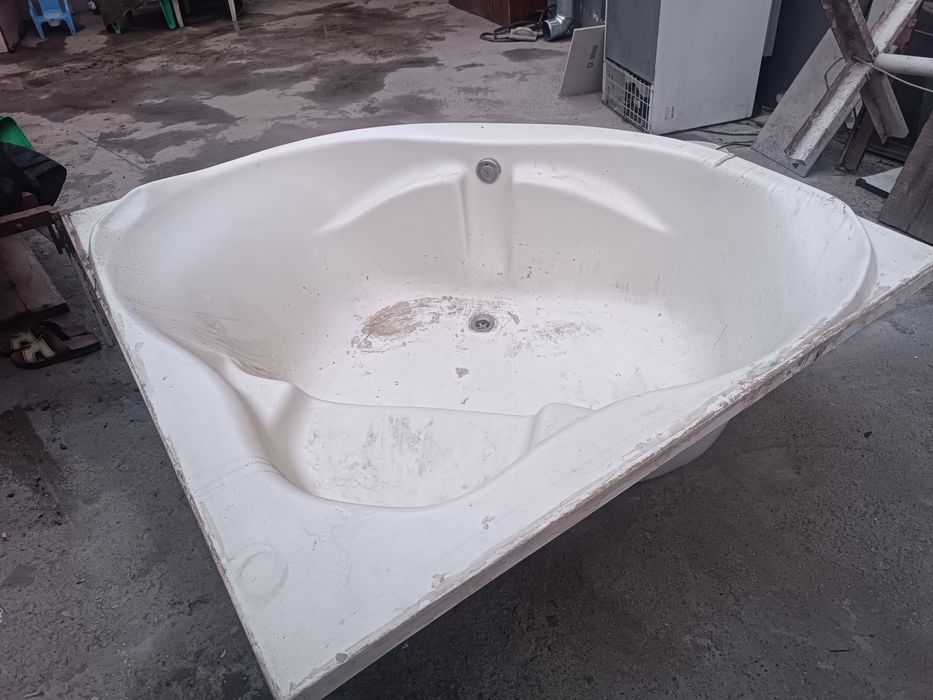 Vanna chugundan tayyorlangan