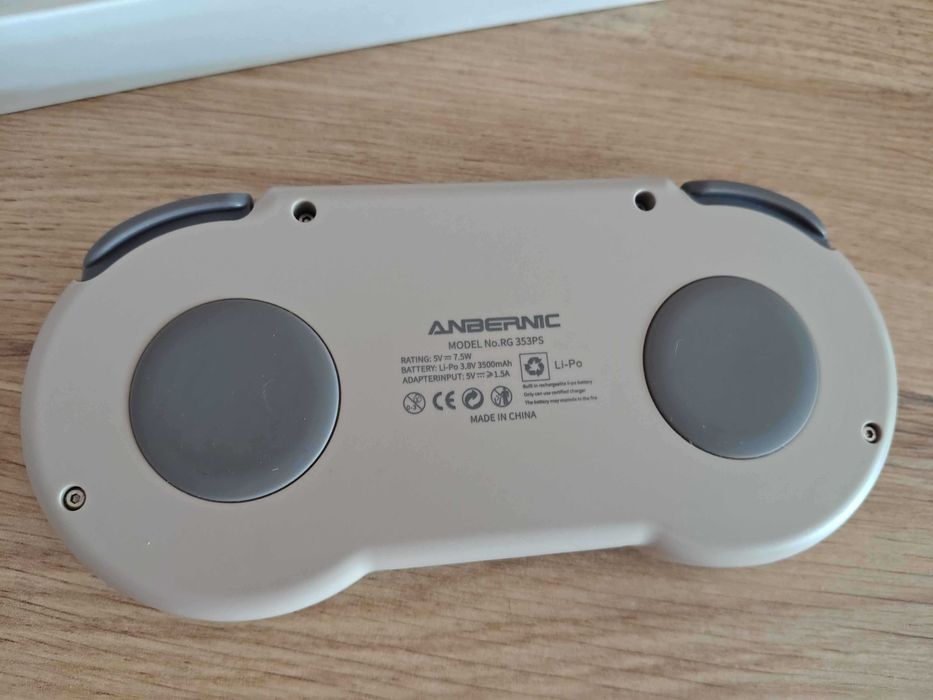 ANBERNIC RG 353PS преносима конзола