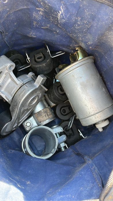 Diverse lucruri pentru camioane / masini (cauciucuri, tobe, bujii etc)