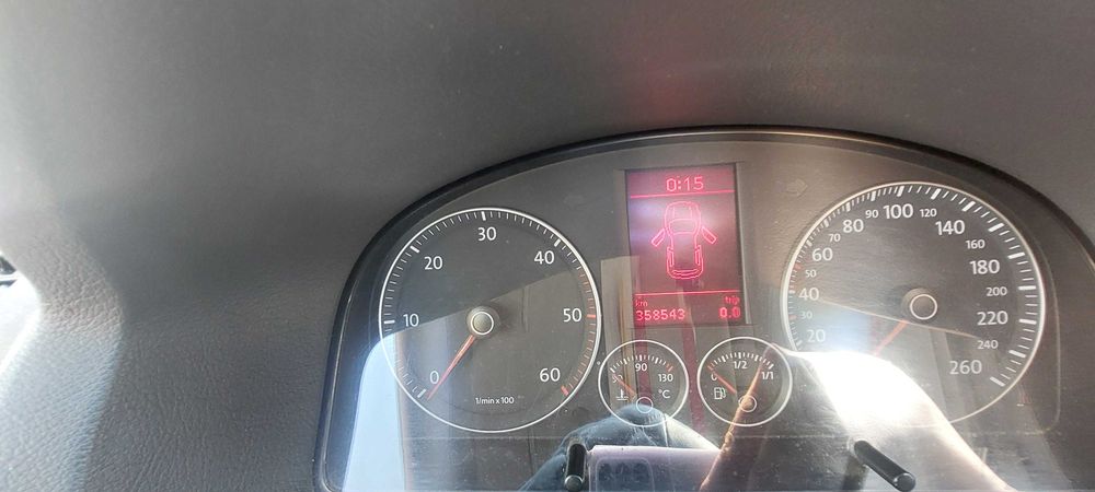 VOLKSWAGEN Touran 2004 — imagine 3
