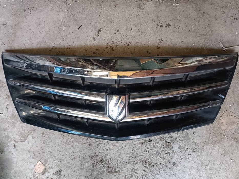 Решетка на Alphard Estima  Город Алмата