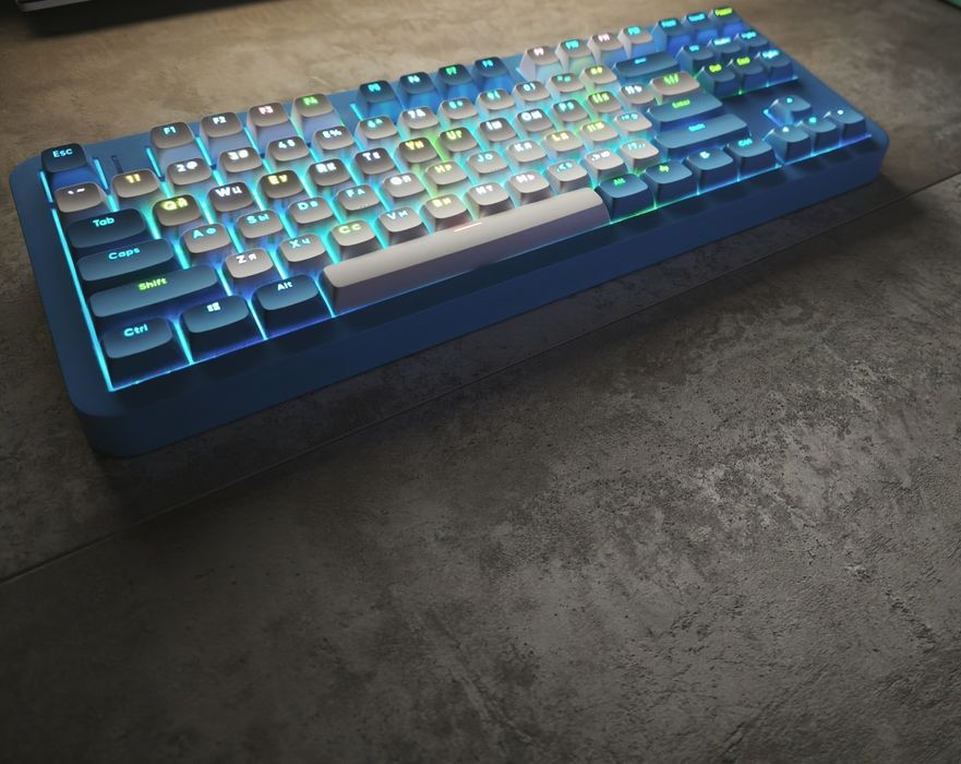 Механическая беспроводная клавиатура