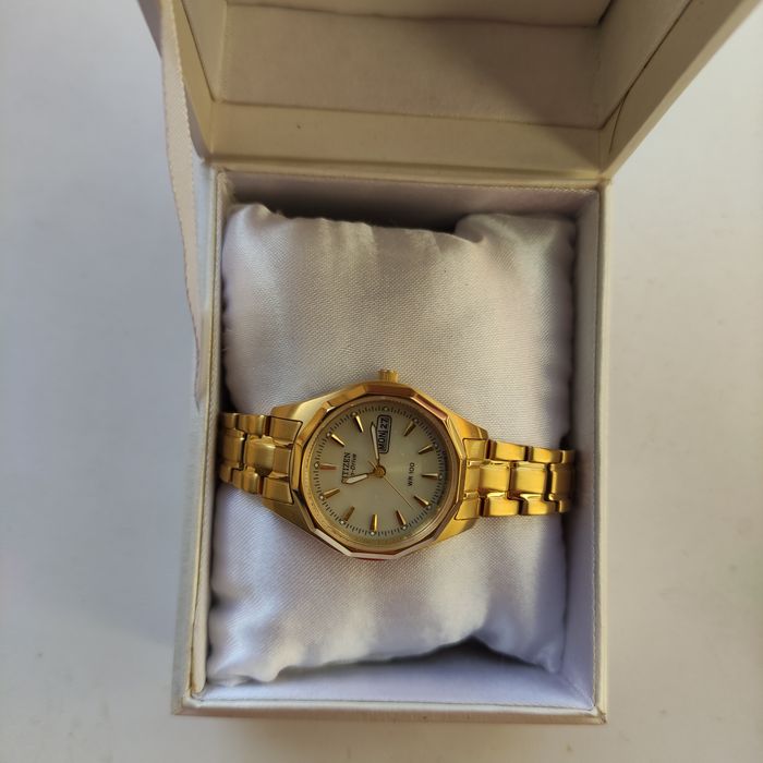 Citizen Eco-drive женские часы