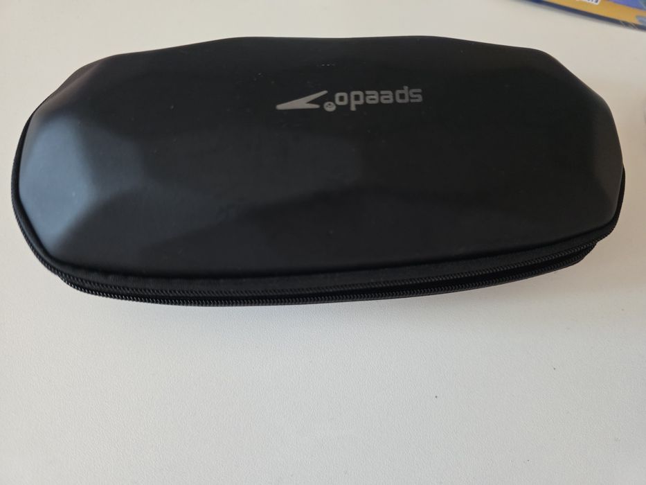 2 чехла от очков для бессеина