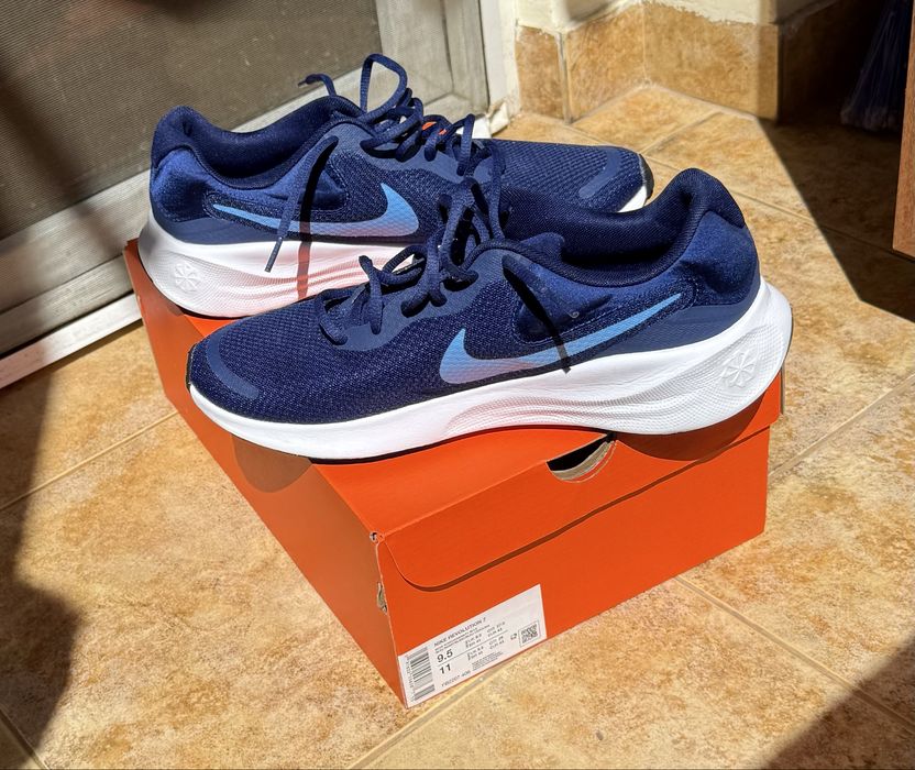 Маратонки Nike размер 43