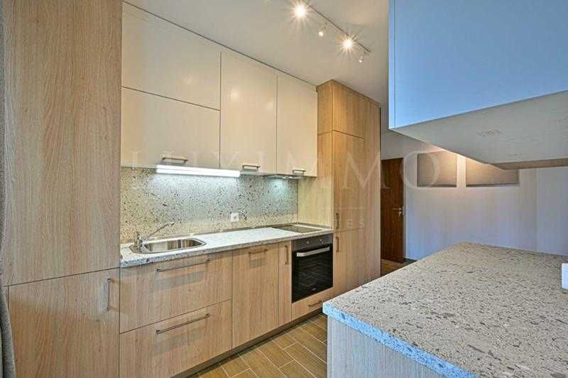 Продава се Тристаен апартамент в София, Гео Милев - 80 кв.м за 1750 €/кв.м - Снимка #1