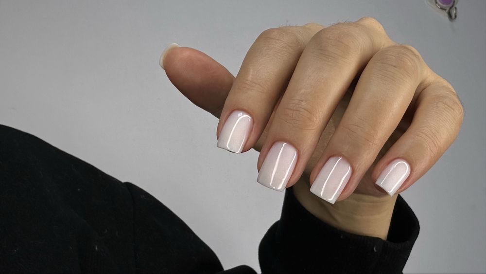 Маникюр с покрытием