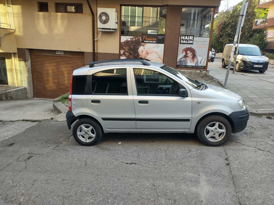 Продавам Fiat panda 1.1i