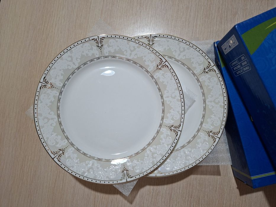 Набор тарелок. Новый.