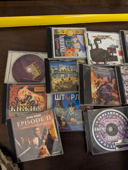 Продам много разных СД, музыкальных, игровых дисков