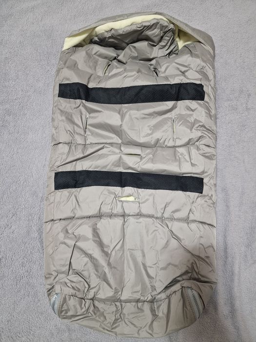 Универсално термо чувалче за бебешка количка