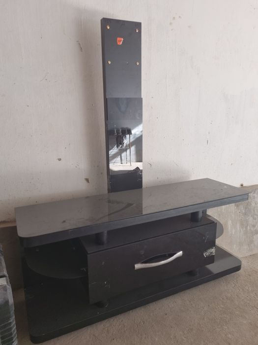 Подставка телевизора