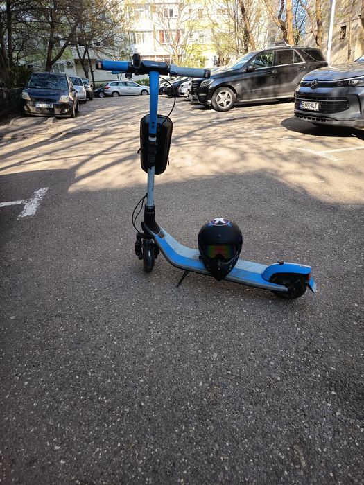 Trotineta electrica Ninebot Kickscooter E2 -stare foarte buna
