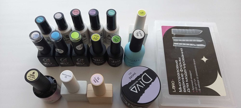 Продаются гель лаки