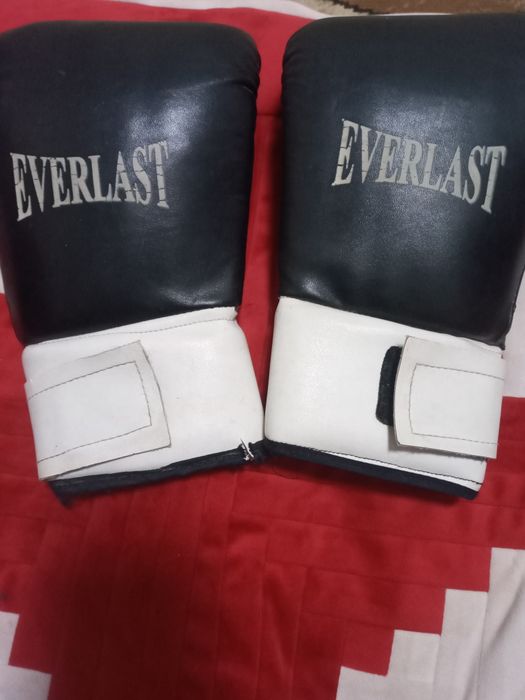 Бокс перчатка бутин тоза