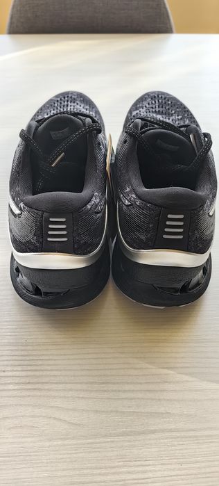 Asics Kayano 28 Platinum