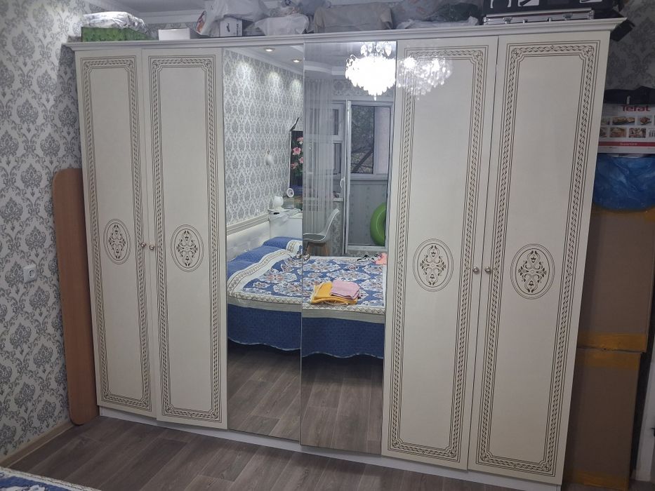 Продам спальни гарнитур