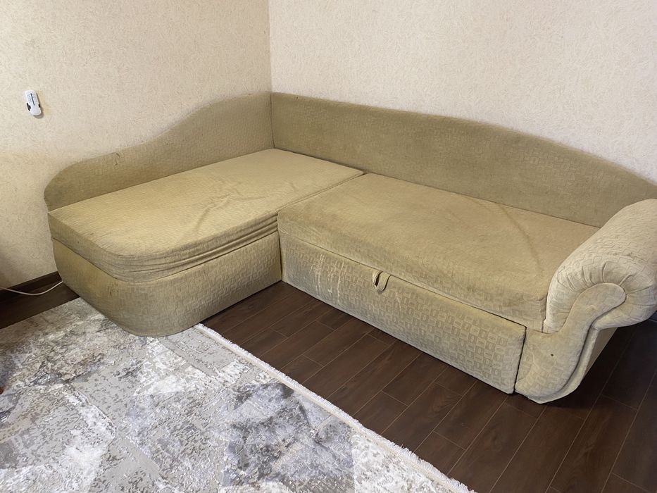 Угловой диван
